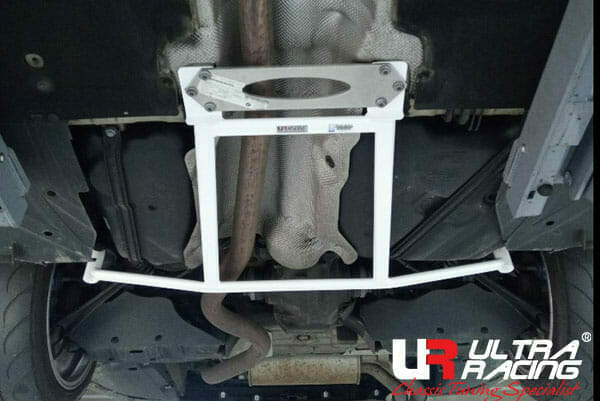 BMW F30 - Rear Lower Bar / Rear Member Brace