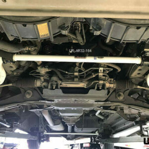 Toyota Hiace - Front Anti-Roll Bar / Front Sway Bar / Front Stabilizer Bar