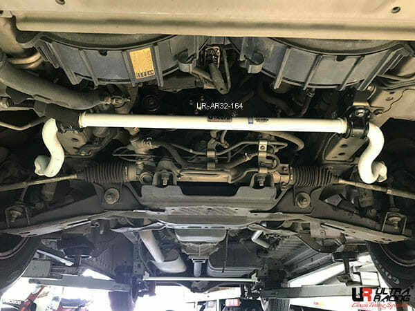 Toyota Hiace - Front Anti-Roll Bar / Front Sway Bar / Front Stabilizer Bar