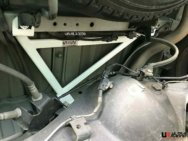Toyota Hiace - Rear Lower Bar / Rear Member Brace